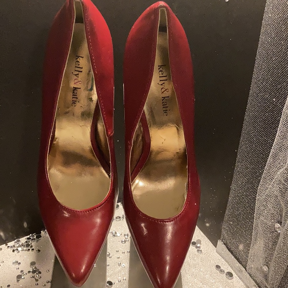 Kelly & Katie patent leather red high heels - Picture 6 of 16